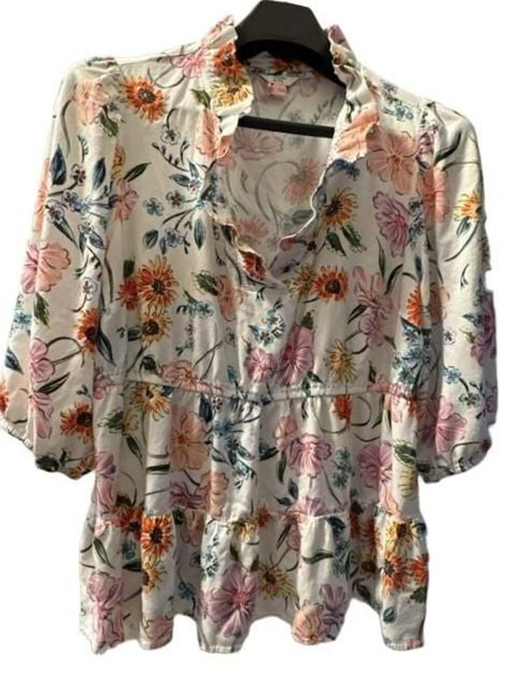 Crown & Ivy White Floral Tiered Babydoll Top with Ruffle Neck